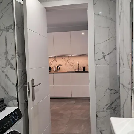 Apartment Beautiful New 2br In Golden Mile Of